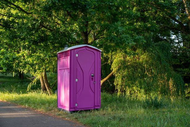 Best Luxury portable toilet rental  in Oakmont, PA